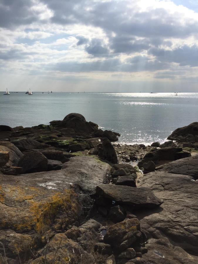 Au Bord De L'Eau A Concarnoloc Apartment Concarneau Bagian luar foto