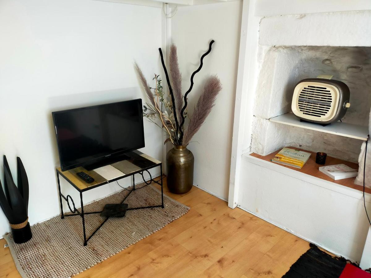 Au Bord De L'Eau A Concarnoloc Apartment Concarneau Bagian luar foto