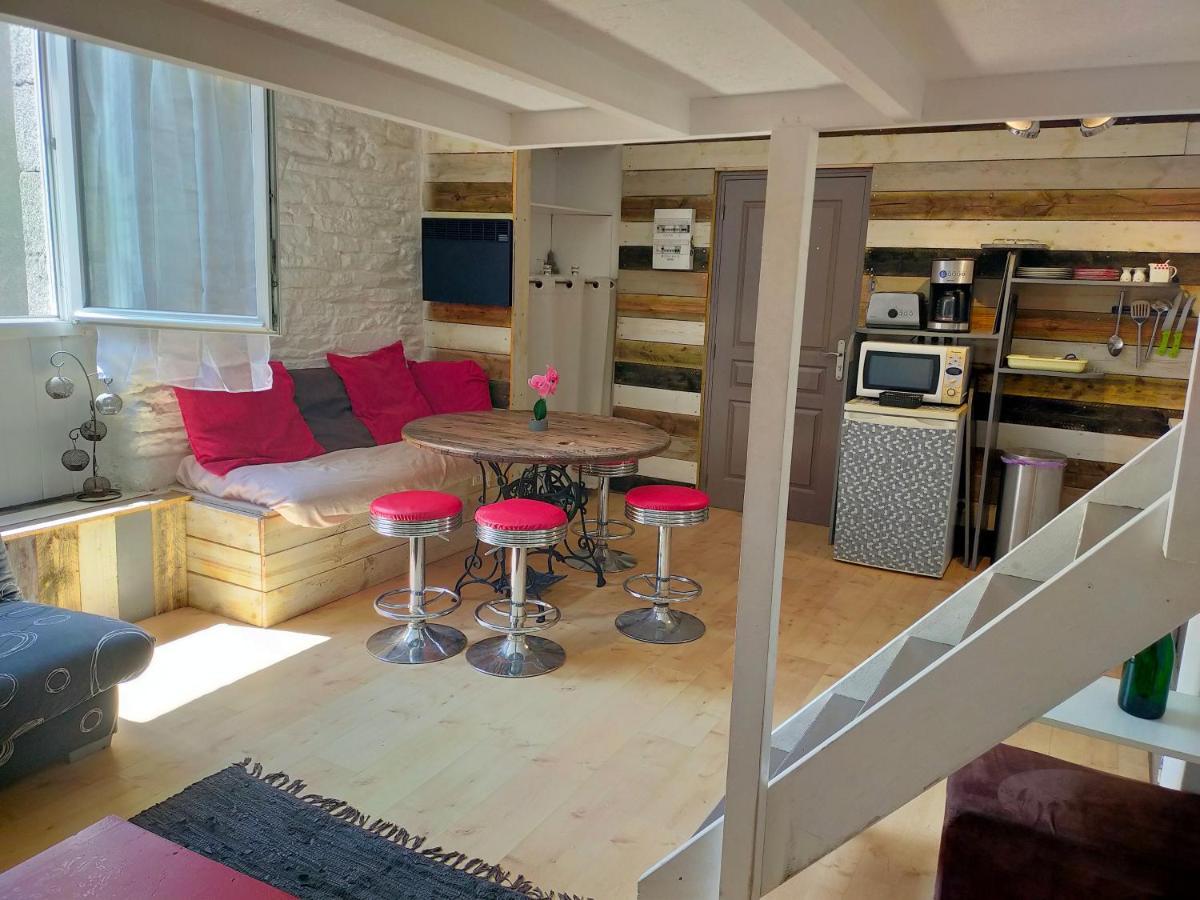Au Bord De L'Eau A Concarnoloc Apartment Concarneau Bagian luar foto
